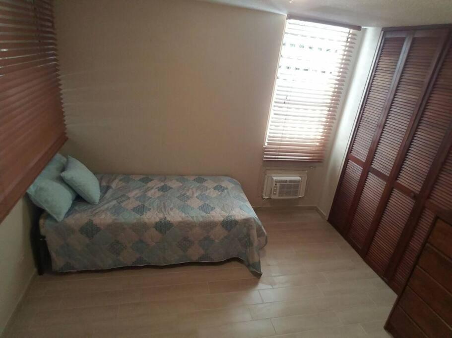 1St Floor, A/C Everywhere, Balcony With Beach View In Luquillo Εξωτερικό φωτογραφία